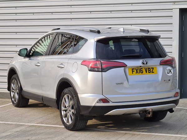Used Toyota RAV4 2016 for sale - 72519811: Photo 4