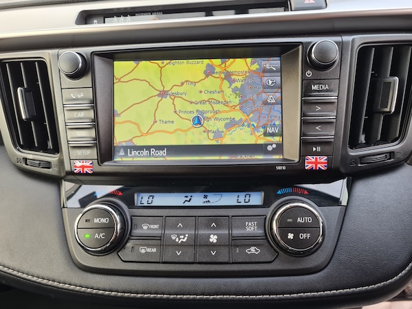 Used Toyota RAV4 2016 for sale - 72519811: Photo 9