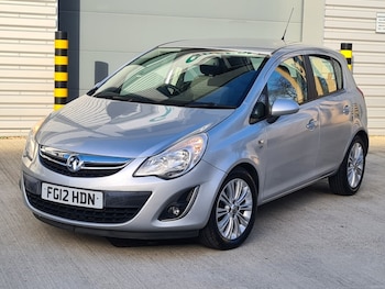 Vauxhall - Corsa