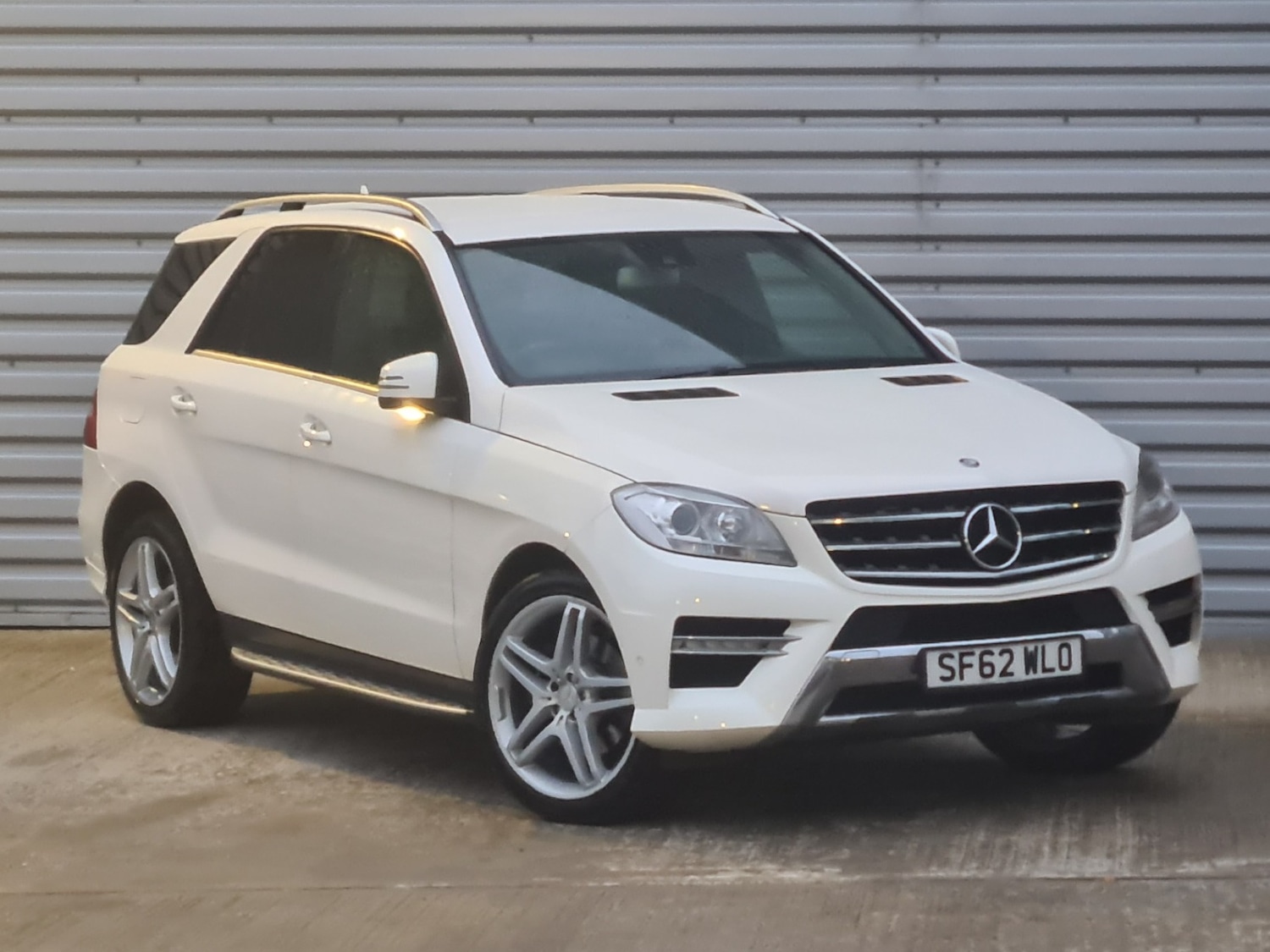 Used Mercedes-Benz M Class 2012 for sale - 77597554: Photo 2