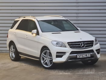 Used Mercedes-Benz M Class 2012 for sale - 77597554: Photo