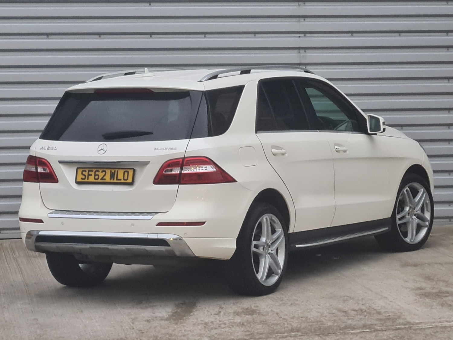 Used Mercedes-Benz M Class 2012 for sale - 77597554: Photo 4