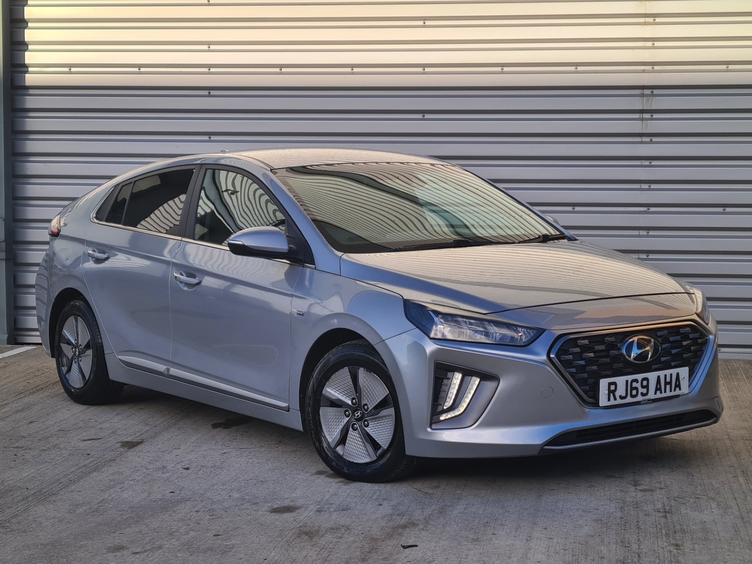 Used Hyundai IONIQ 2020 for sale - 77104107: Photo 2