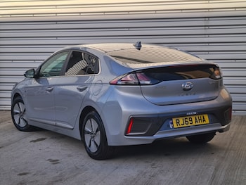 Used Hyundai IONIQ 2020 for sale - 77104107: Photo