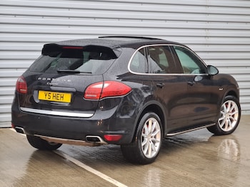 Used Porsche Cayenne 2010 for sale - 77213572: Photo
