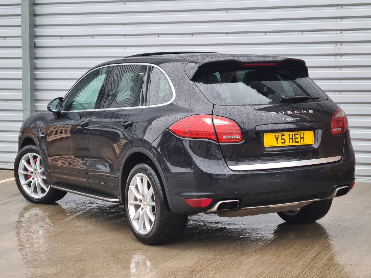 Used Porsche Cayenne 2010 for sale - 77213572: Photo 4