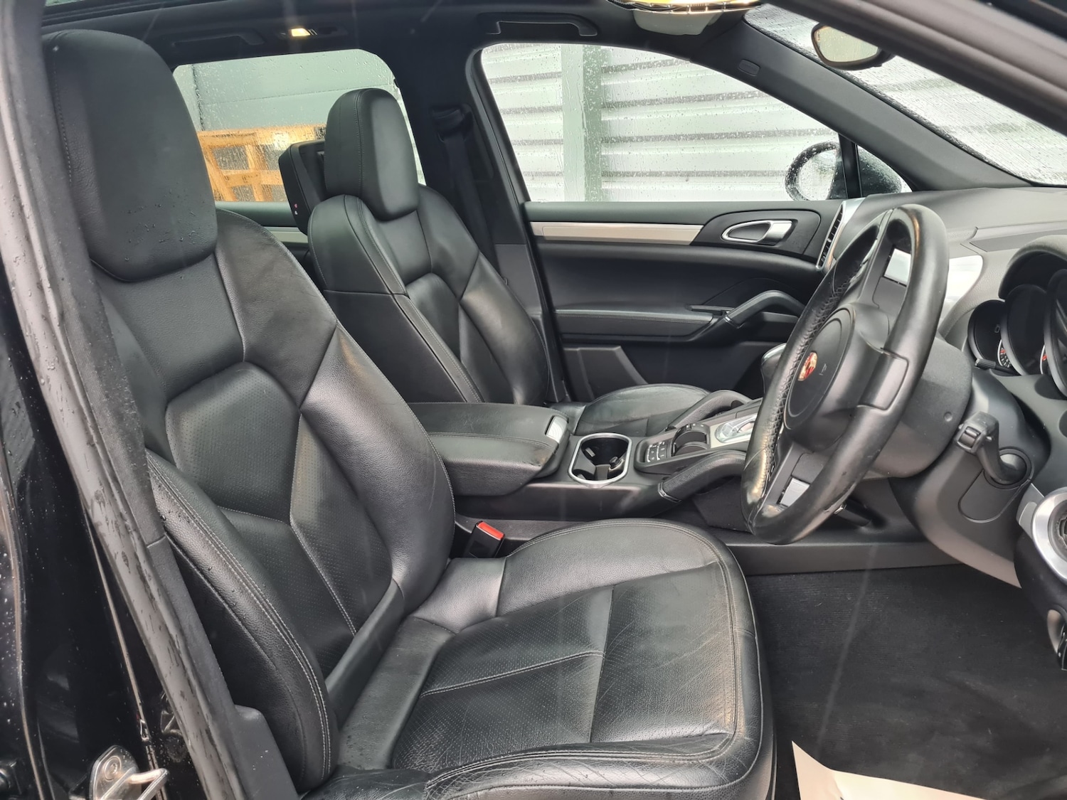 Used Porsche Cayenne 2010 for sale - 77213572: Photo 6