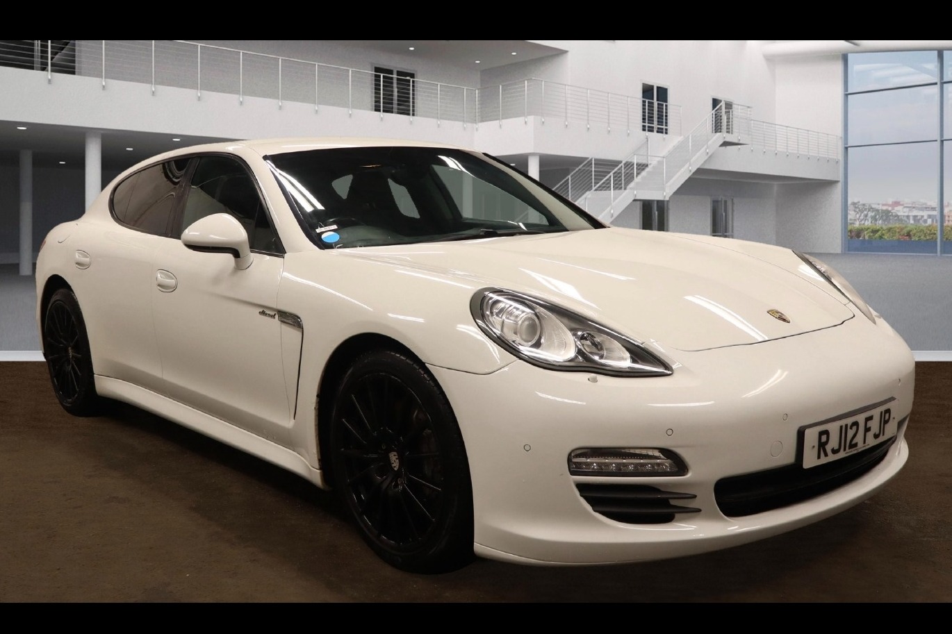 Used Porsche Panamera 2012 for sale - 76699729: Photo 1