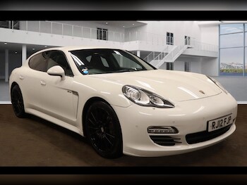 2012 (12) - 3.0 V6 Diesel 4dr Tiptronic S **LOW MILEAGE** AIR SUSPENSION/BOSE SOUND