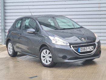 2013 (63) - 1.2 VTi Access+ 3dr LOW MILEAGE, NEW CAMBELT & CLUTCH 11 SERVICES