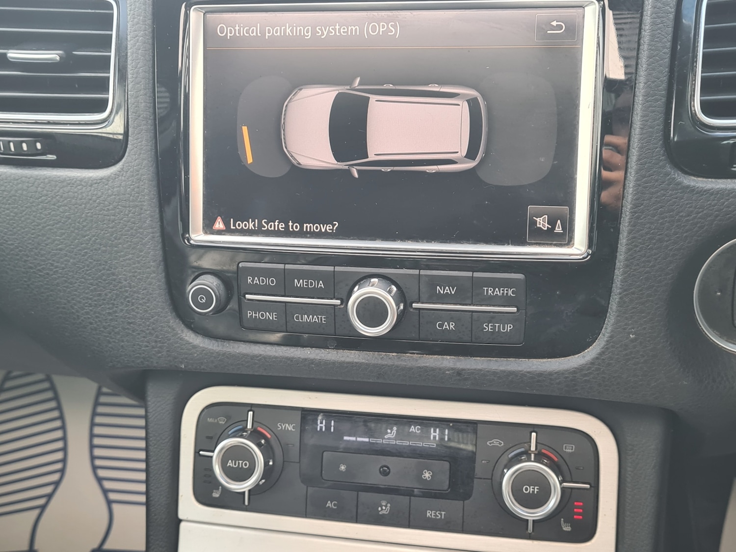 Used Volkswagen Touareg 2013 for sale - 77536831: Photo 13