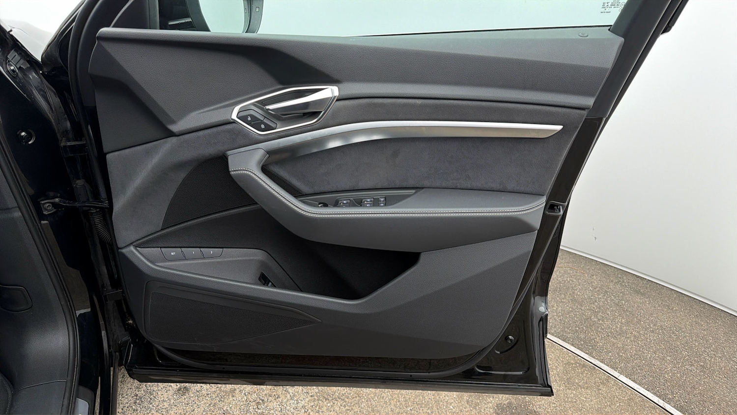 Used Audi e-tron 2022 for sale - 78079314: Photo 14