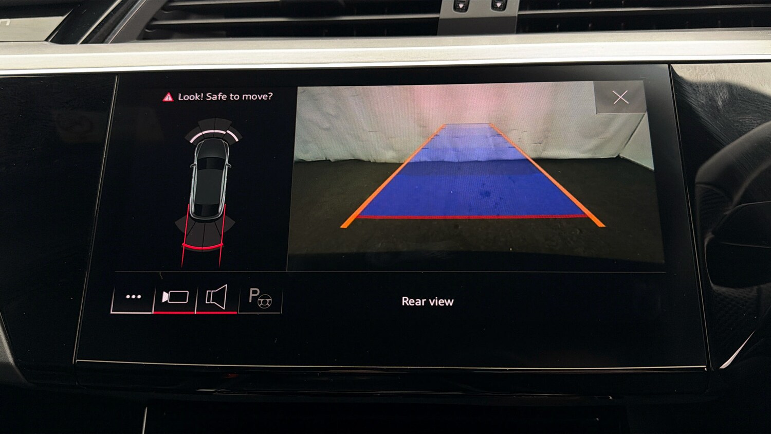 Used Audi e-tron 2022 for sale - 78079314: Photo 27