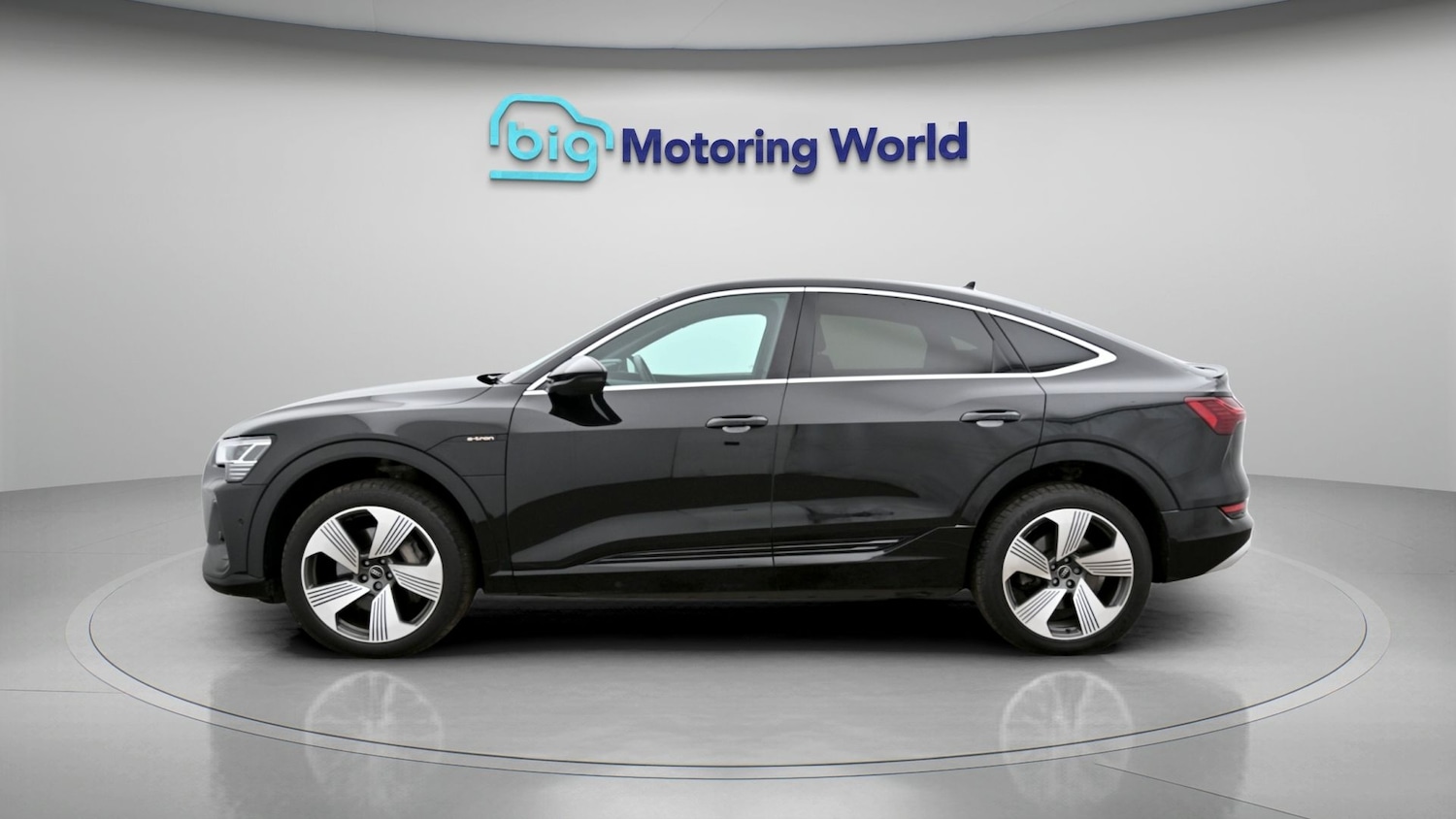 Used Audi e-tron 2022 for sale - 78079314: Photo 4