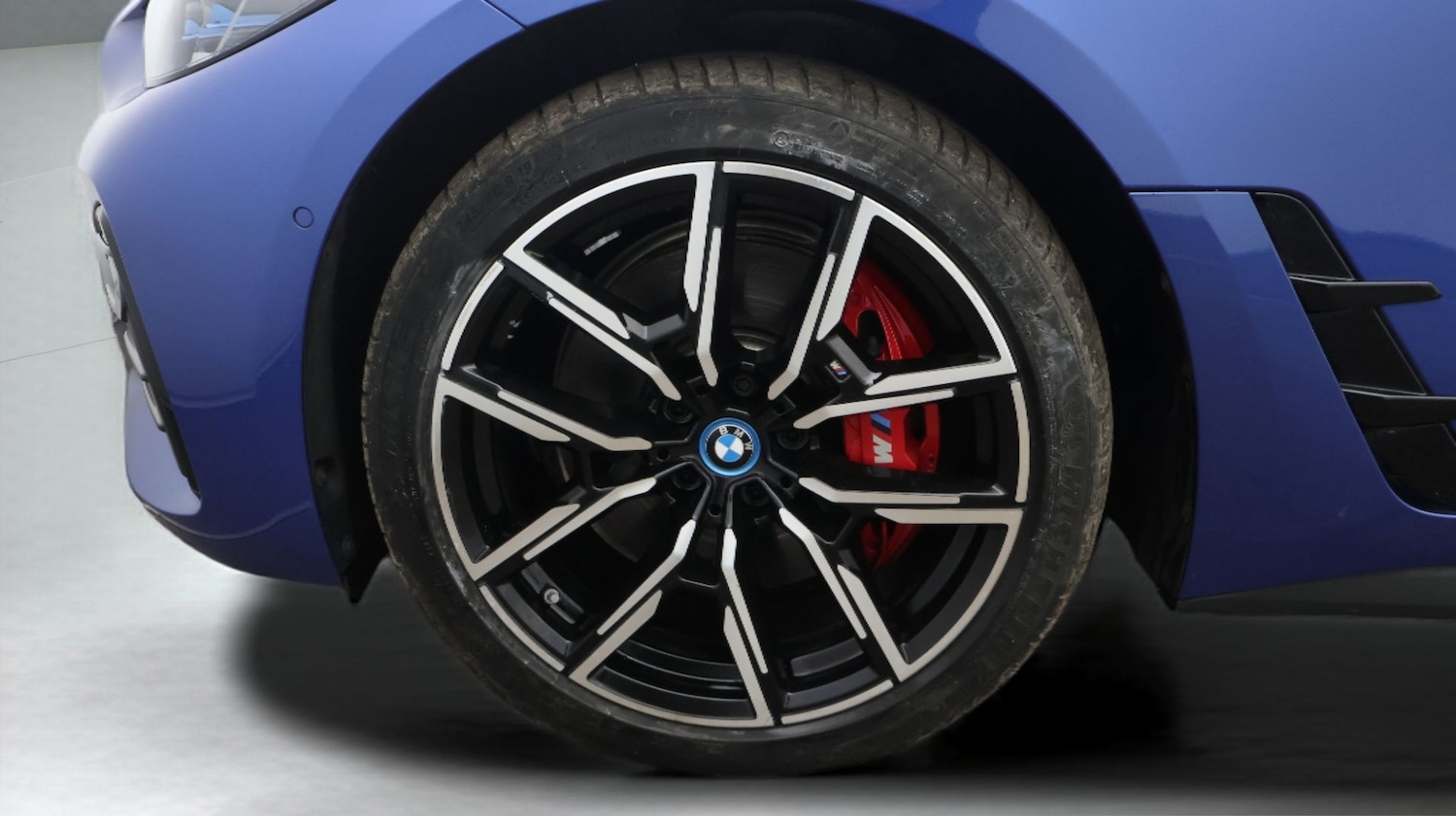 Used BMW i4 2023 for sale - 77609777: Photo 18