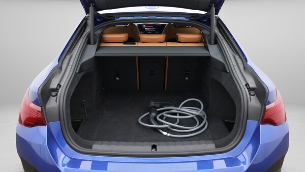 Used BMW i4 2024 for sale - 76259548: Photo 18