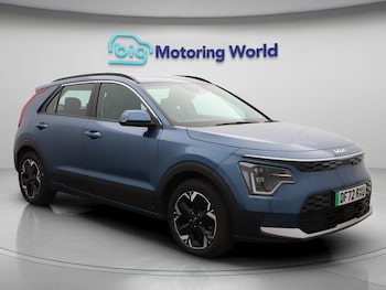 2023 (72) - 150kW 2 65kWh 5dr Auto