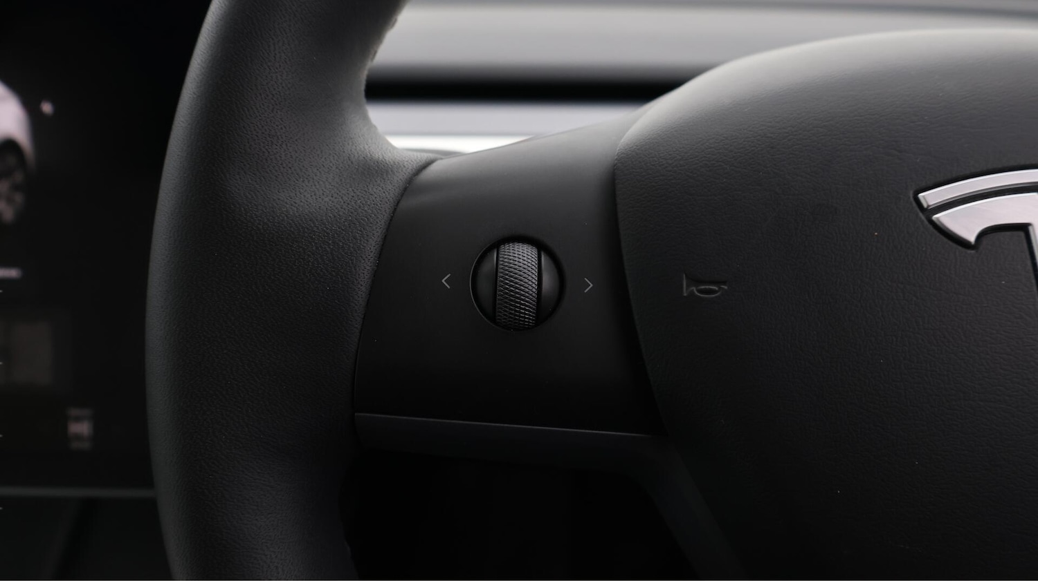 Used Tesla Model Y 2022 for sale - 76607809: Photo 26