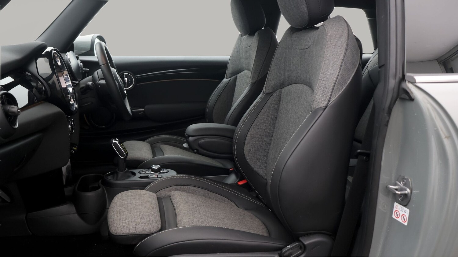 Used MINI Hatch 2023 for sale - 77270855: Photo 14