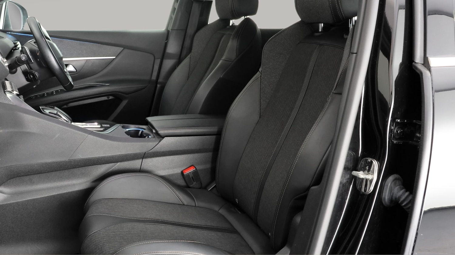 Used Peugeot 3008 2019 for sale - 77393782: Photo 14