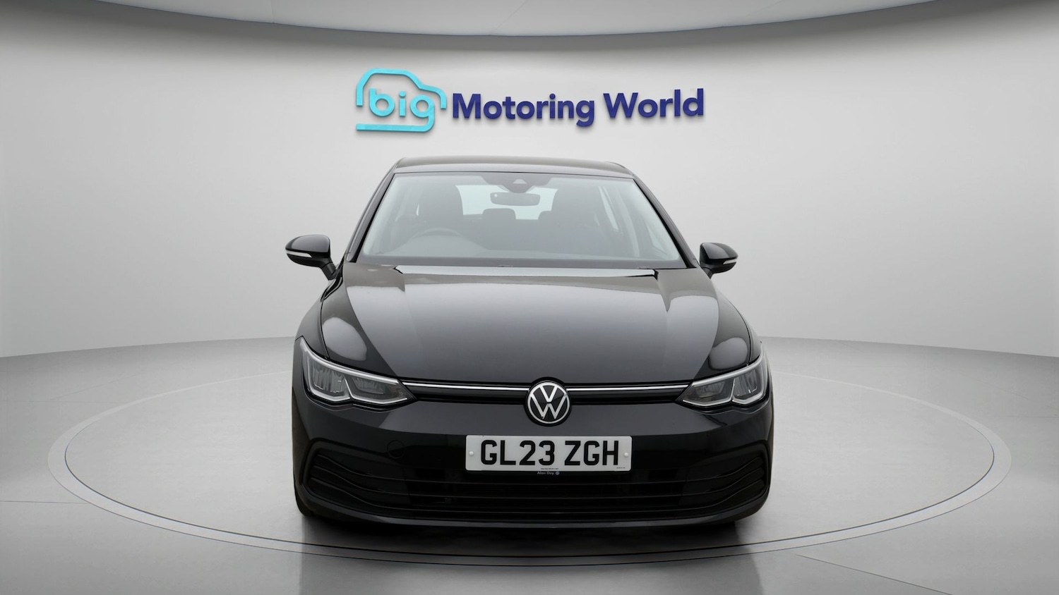 Used Volkswagen Golf 2023 for sale - 77220348: Photo 2