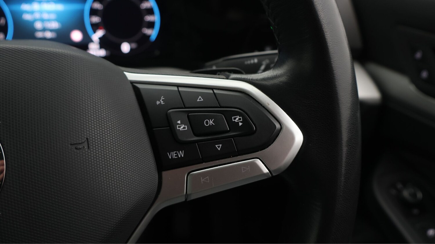 Used Volkswagen Golf 2023 for sale - 77220348: Photo 24