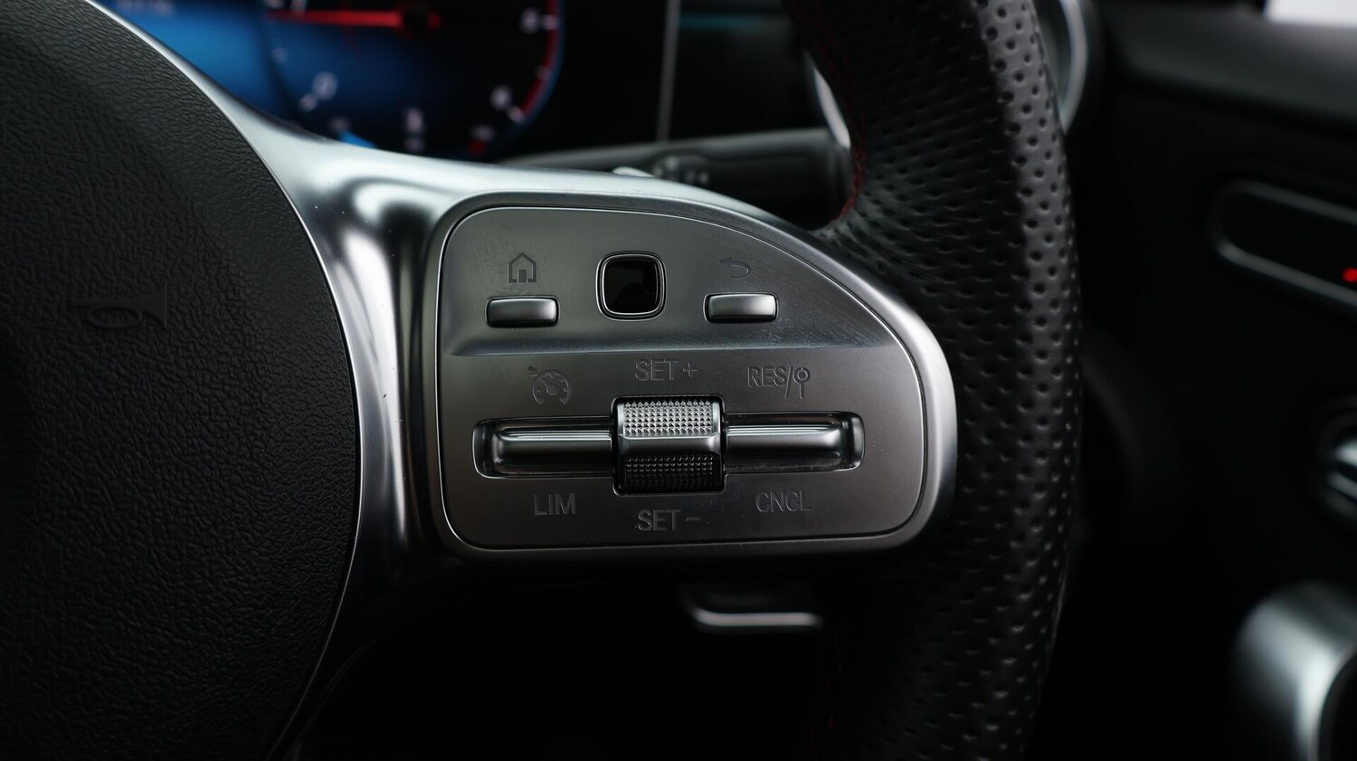 Used Mercedes-Benz A-Class for sale - 76538231: Photo 27