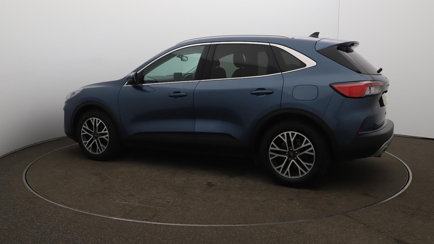 Used Ford Kuga 2020 for sale - 76152653: Photo 46