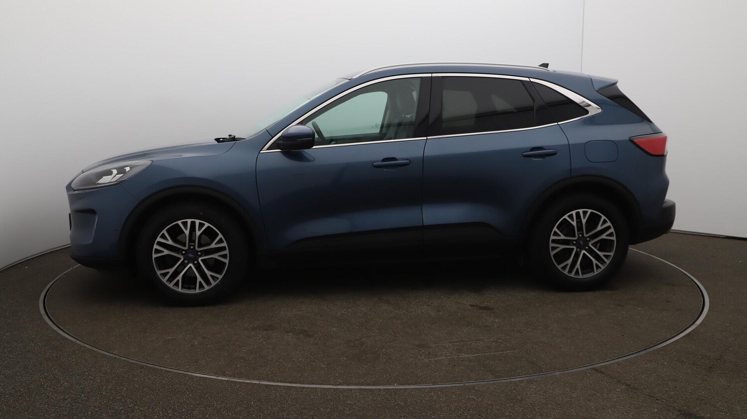 Used Ford Kuga 2020 for sale - 76152653: Photo 64