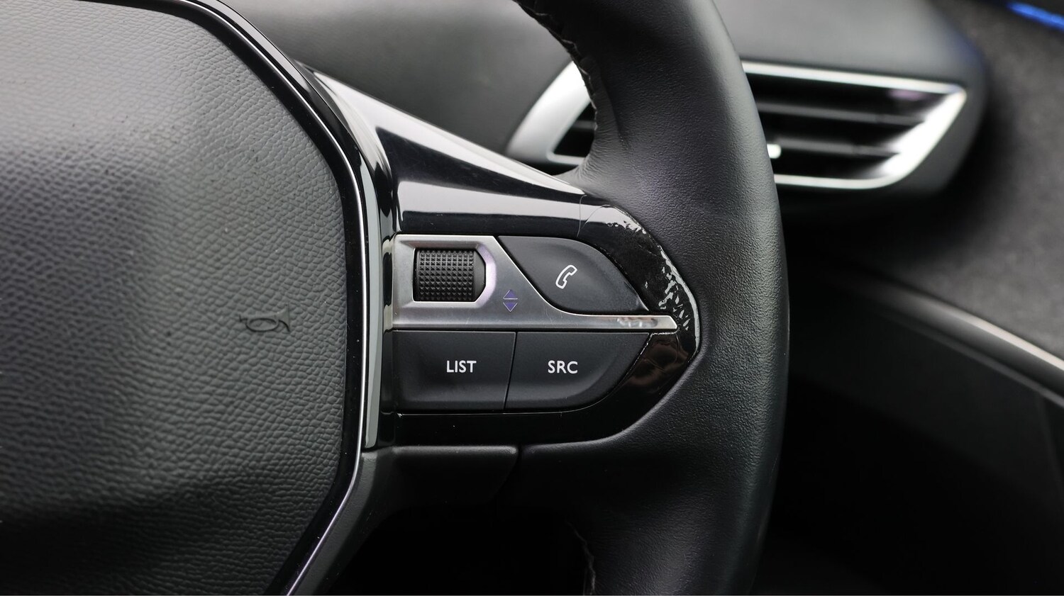 Used Peugeot 3008 2022 for sale - 77271122: Photo 25