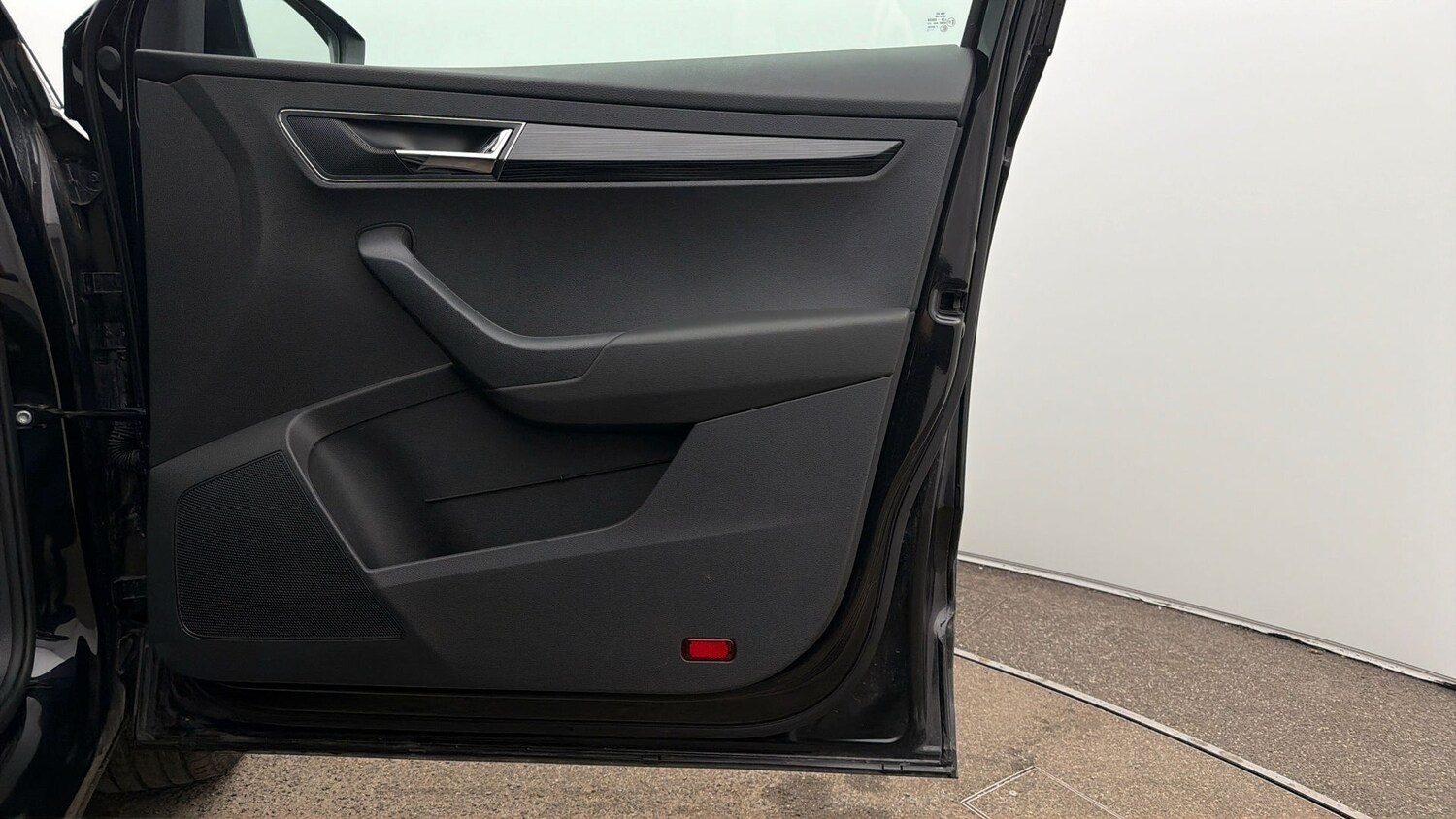 Used Skoda Karoq 2020 for sale - 77931103: Photo 14