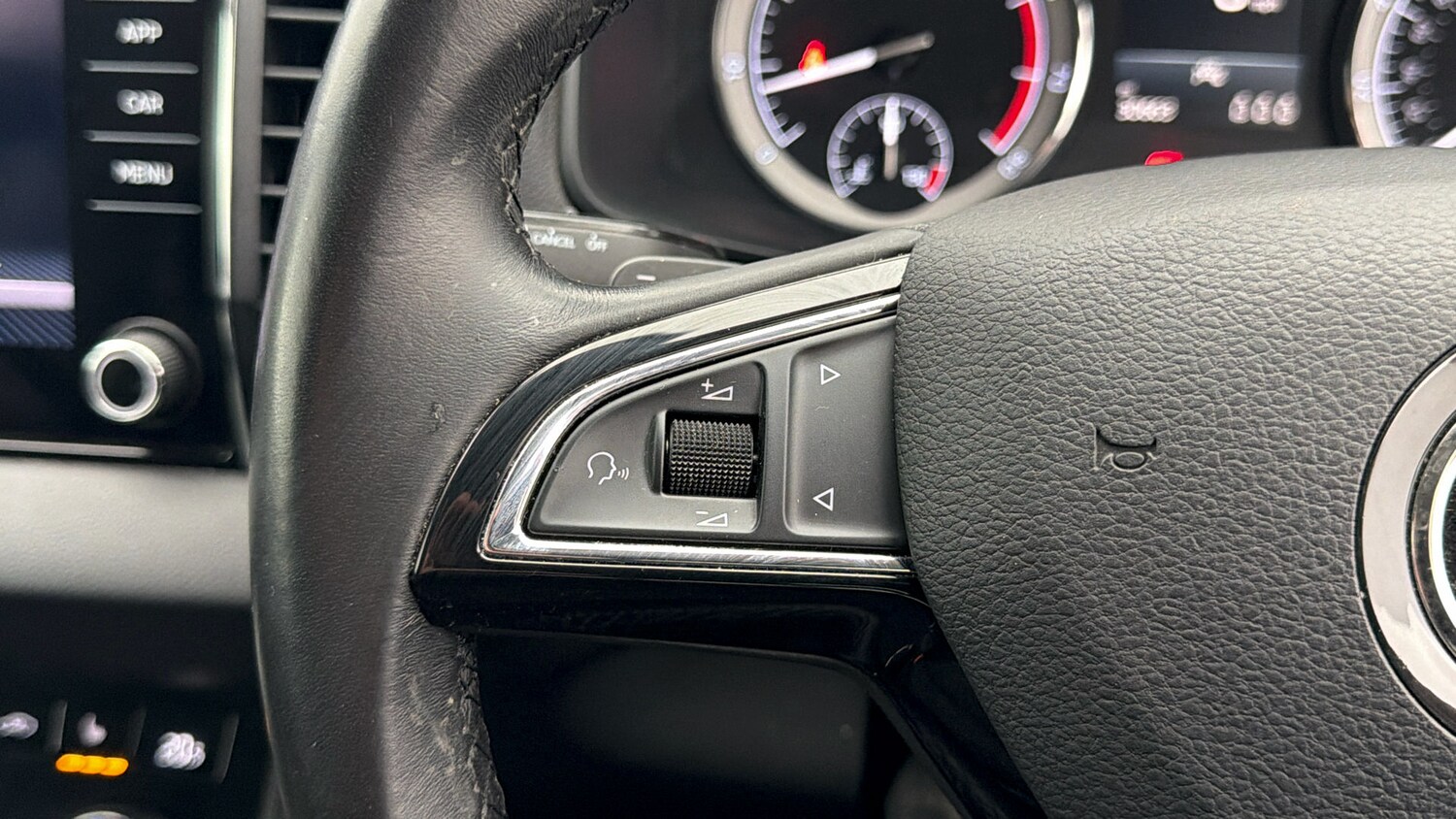 Used Skoda Karoq 2020 for sale - 77931103: Photo 23