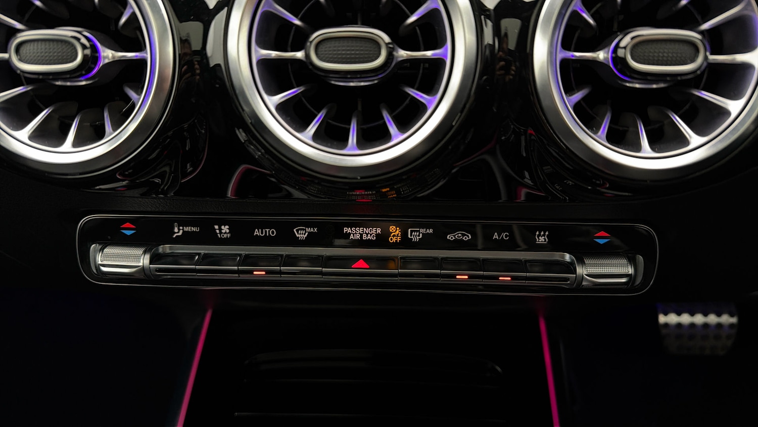 Used Mercedes-Benz EQA 2023 for sale - 78011861: Photo 11