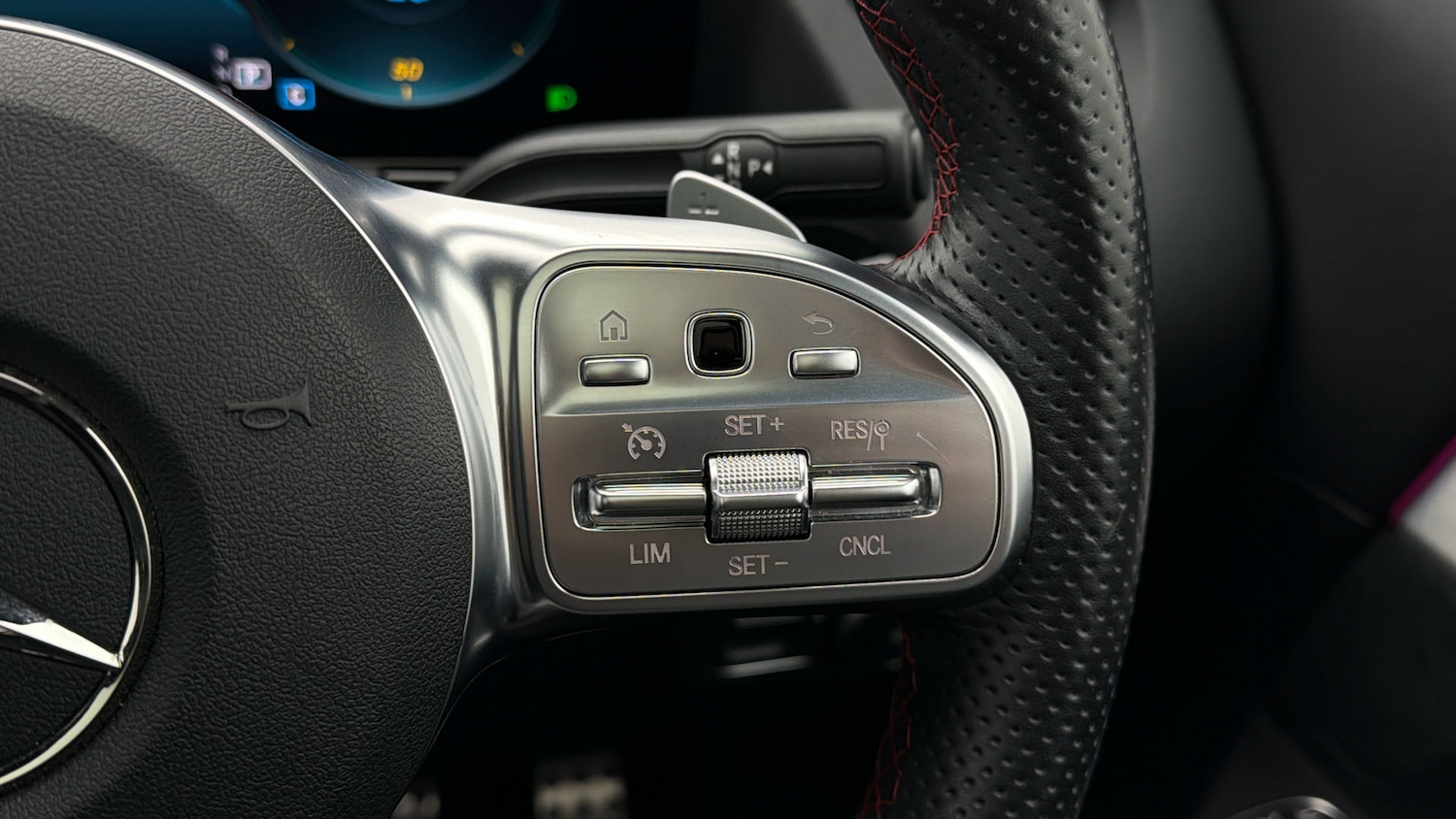 Used Mercedes-Benz EQA 2023 for sale - 78011861: Photo 23