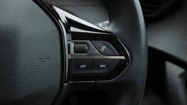 Used Peugeot 2008 2022 for sale - 75431185: Photo 24