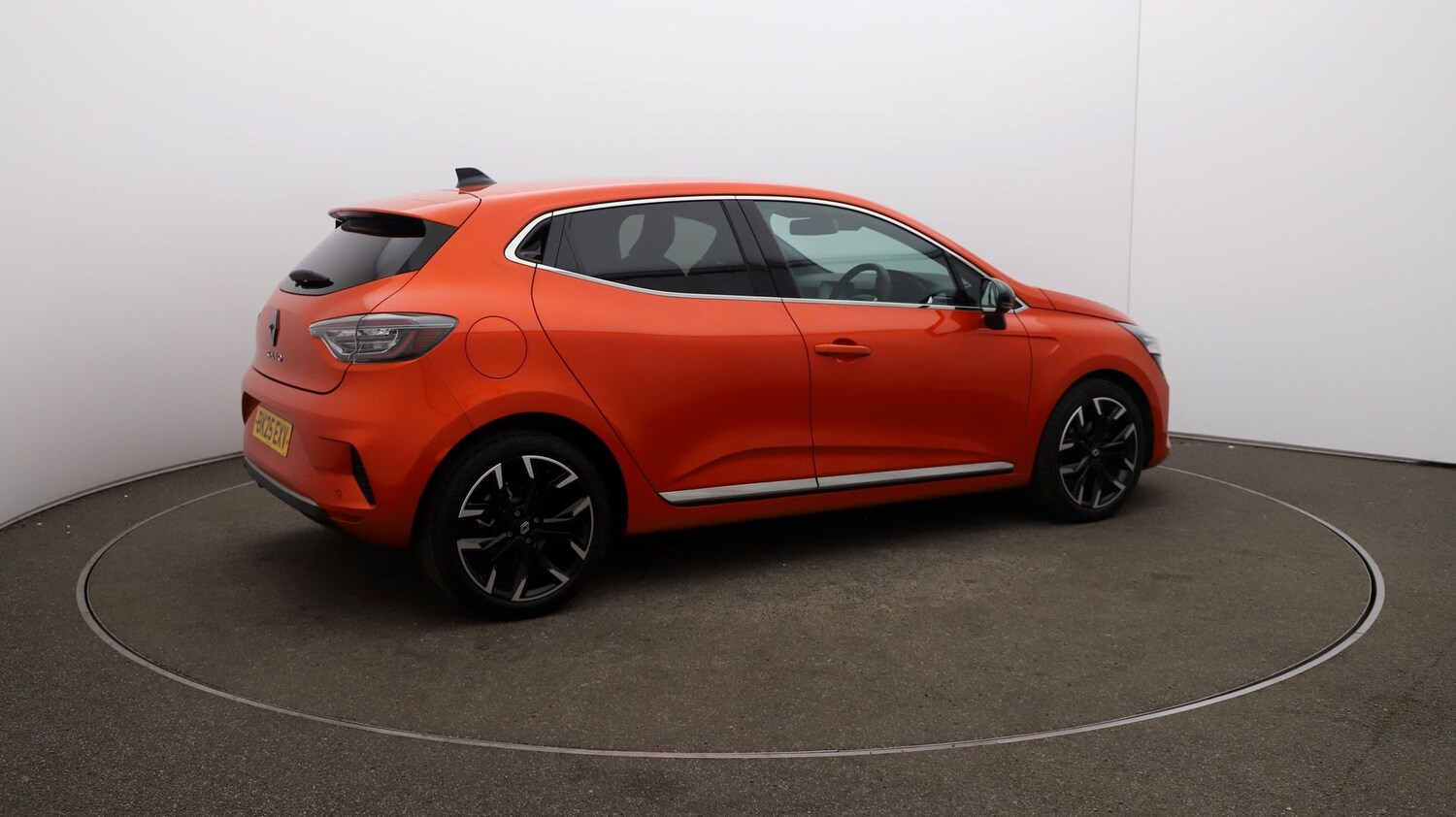 Used Renault Clio for sale - 76811216: Photo 43