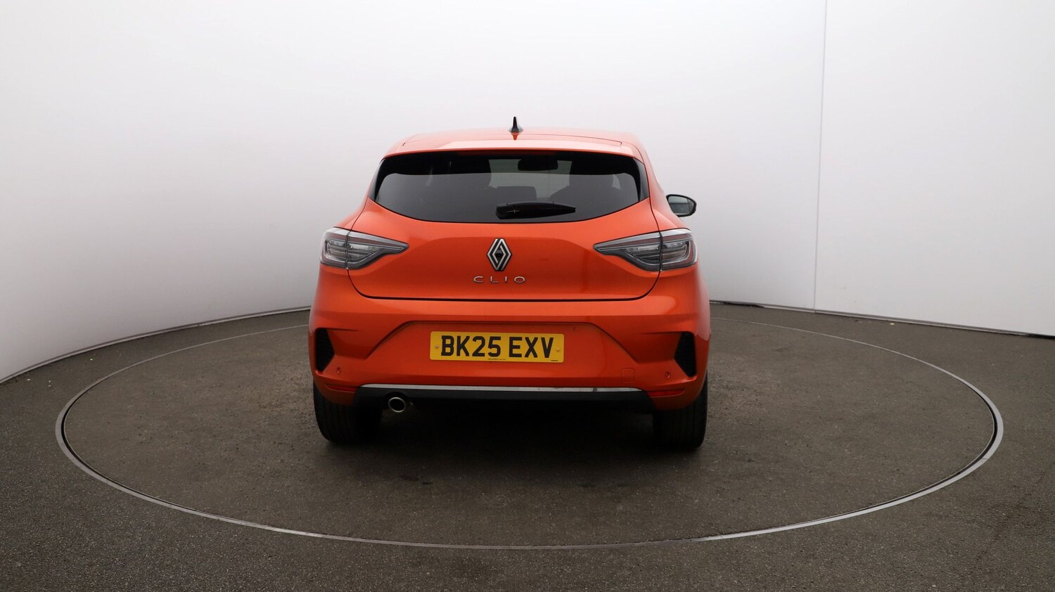 Used Renault Clio for sale - 76811216: Photo 48