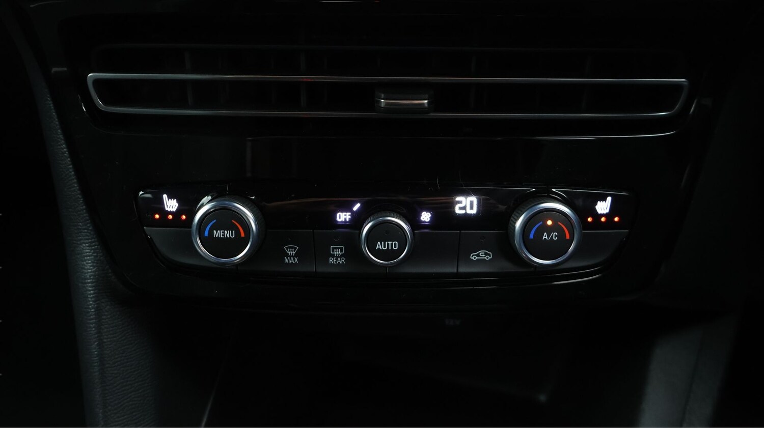 Used Vauxhall Mokka 2023 for sale - 77436207: Photo 12