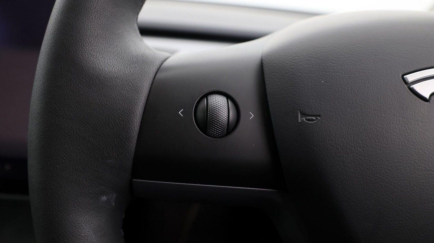 Used Tesla Model Y 2023 for sale - 77774619: Photo 23