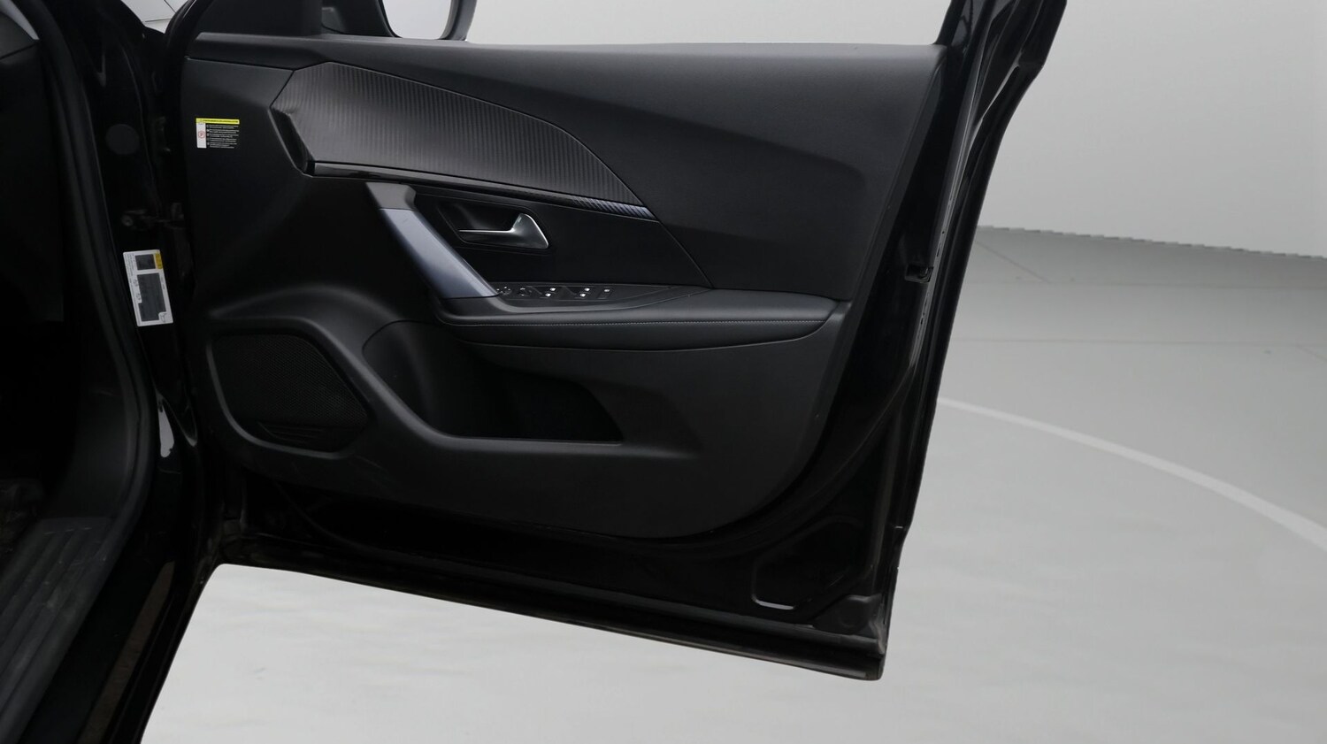 Used Peugeot E-2008 for sale - 77181494: Photo 15