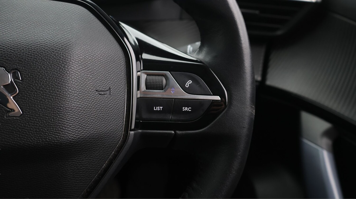 Used Peugeot E-2008 for sale - 77181494: Photo 26