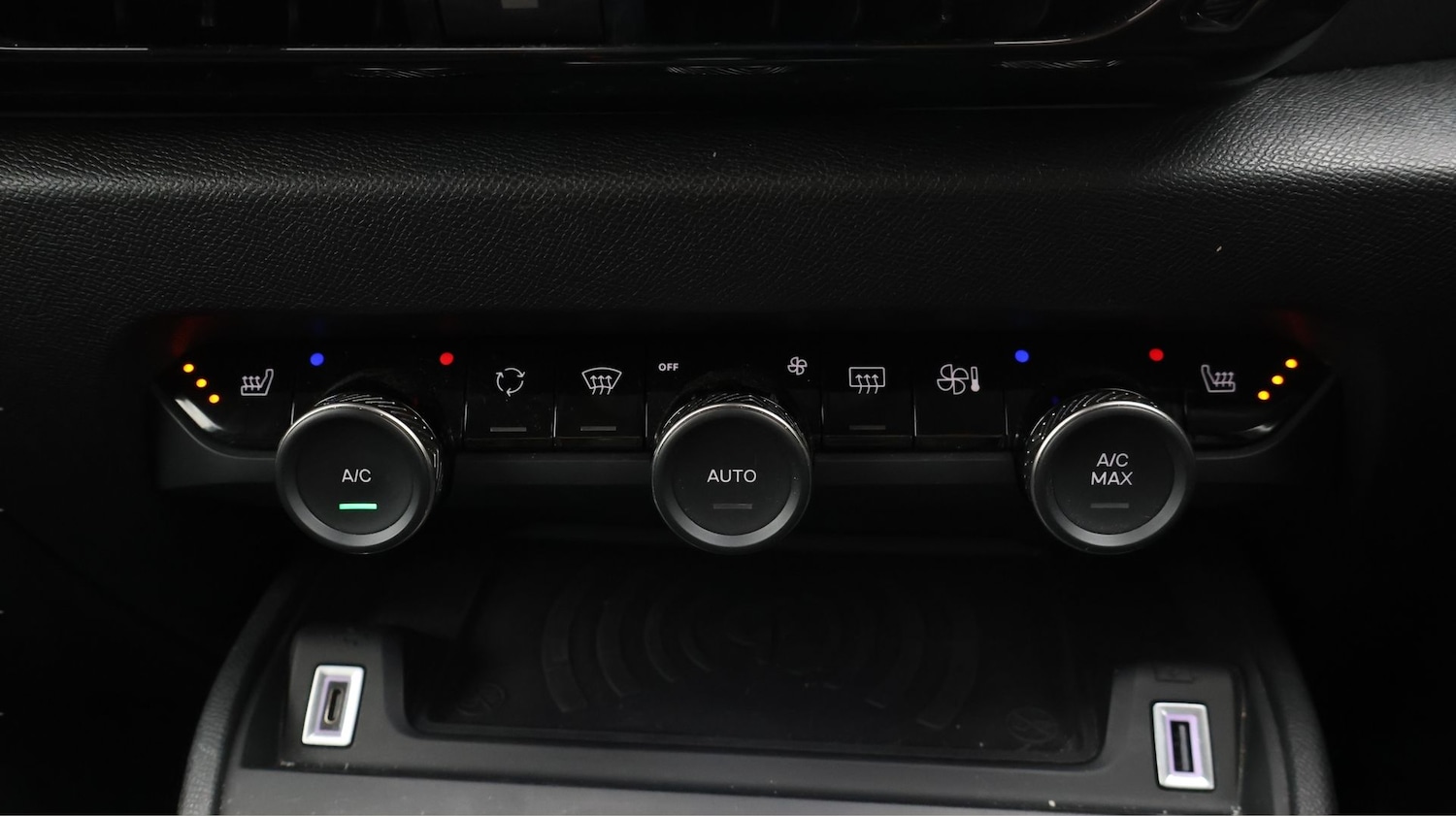 Used Citroen C4 2023 for sale - 77367122: Photo 12