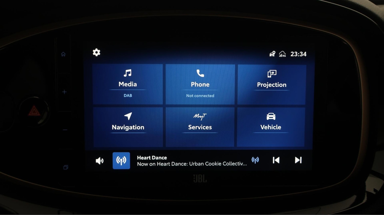 Used Toyota Aygo X 2022 for sale - 76433249: Photo 12