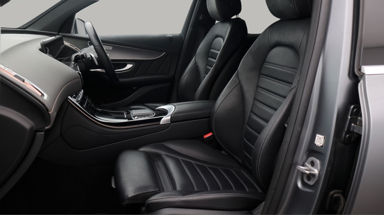 Used Mercedes-Benz EQC 2022 for sale - 77210950: Photo 14