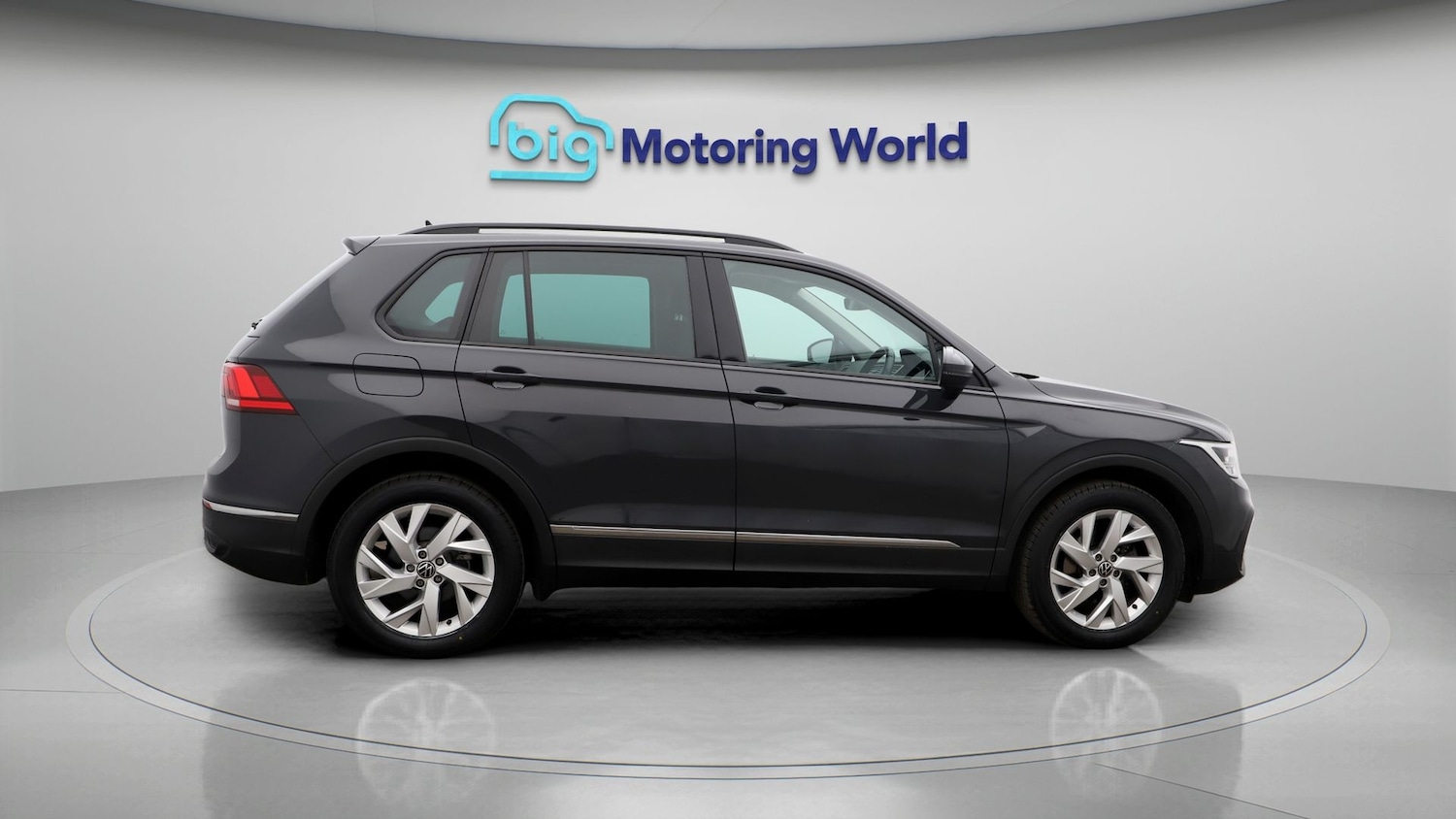 Used Volkswagen Tiguan 2021 for sale - 77678547: Photo 8