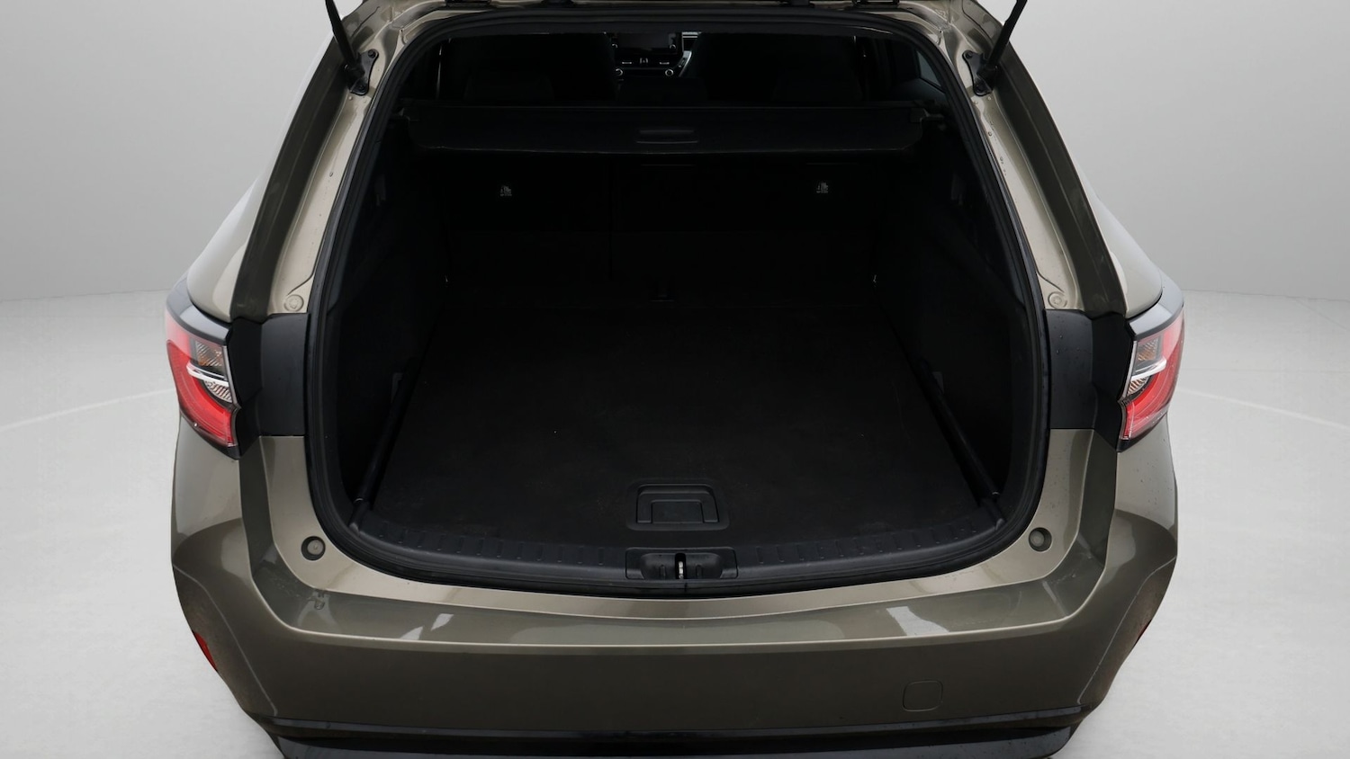 Used Suzuki Swace 2022 for sale - 77182031: Photo 17