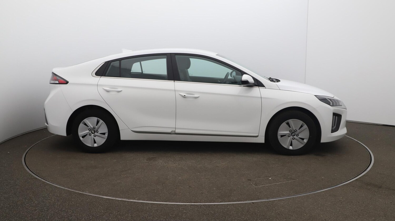 Vehicle 48
