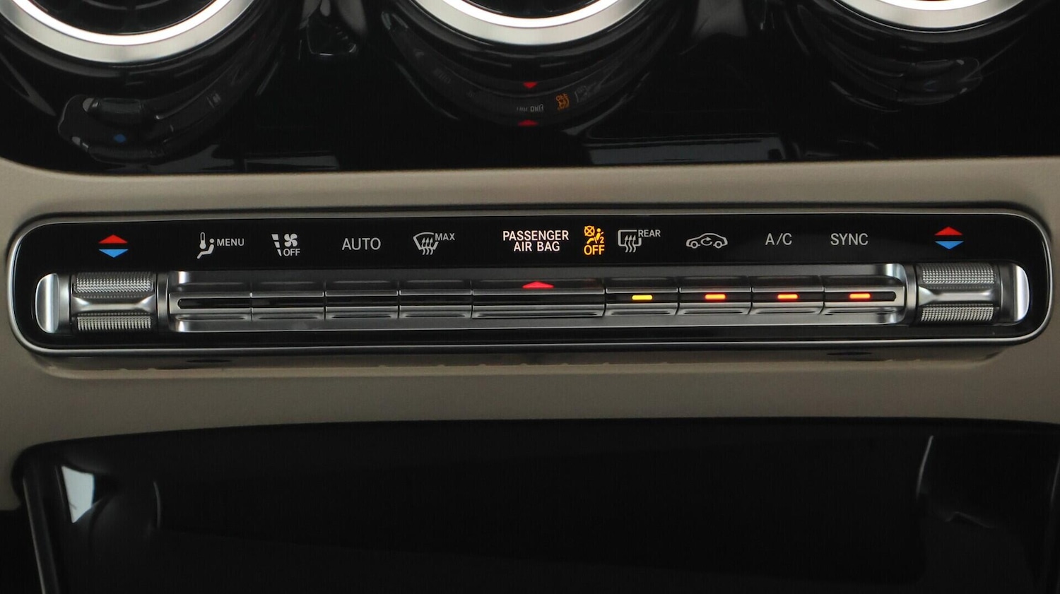 Used Mercedes-Benz CLA 2023 for sale - 76136502: Photo 13