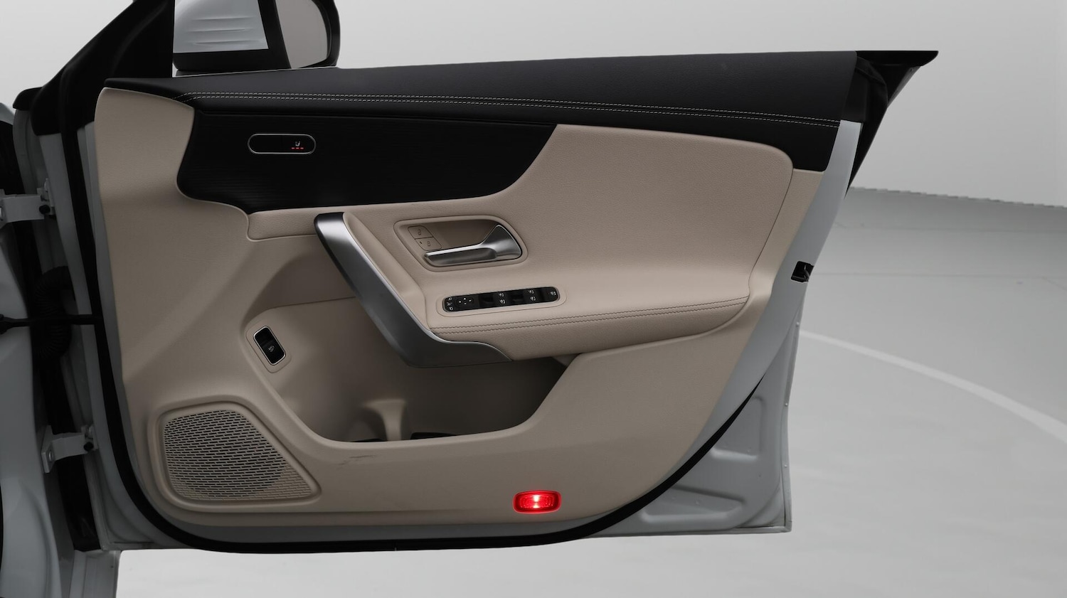 Used Mercedes-Benz CLA 2023 for sale - 76136502: Photo 16