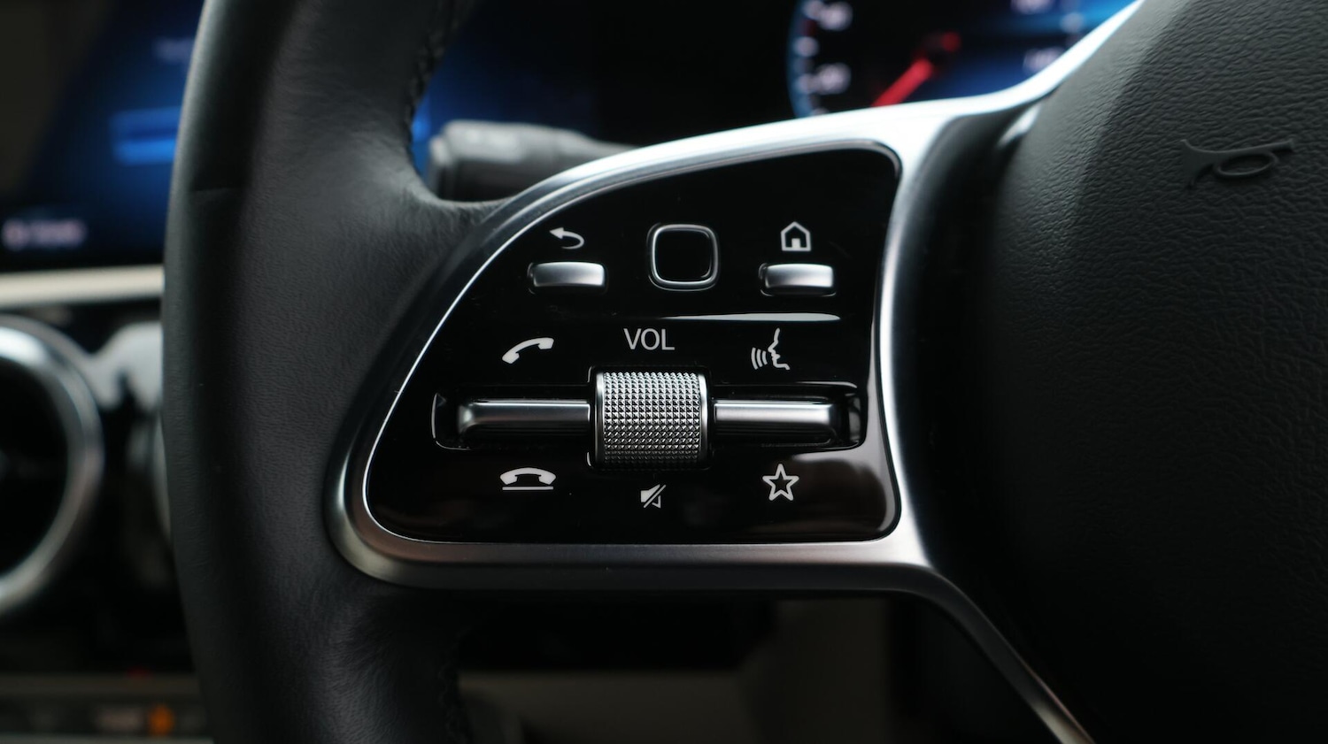 Used Mercedes-Benz CLA 2023 for sale - 76136502: Photo 24